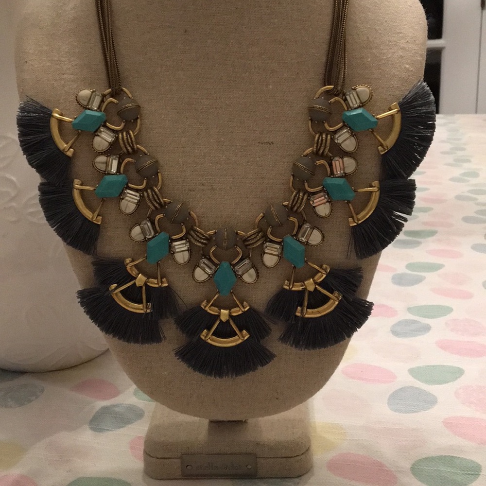Stella and Dot Lotus Tassel Necklace